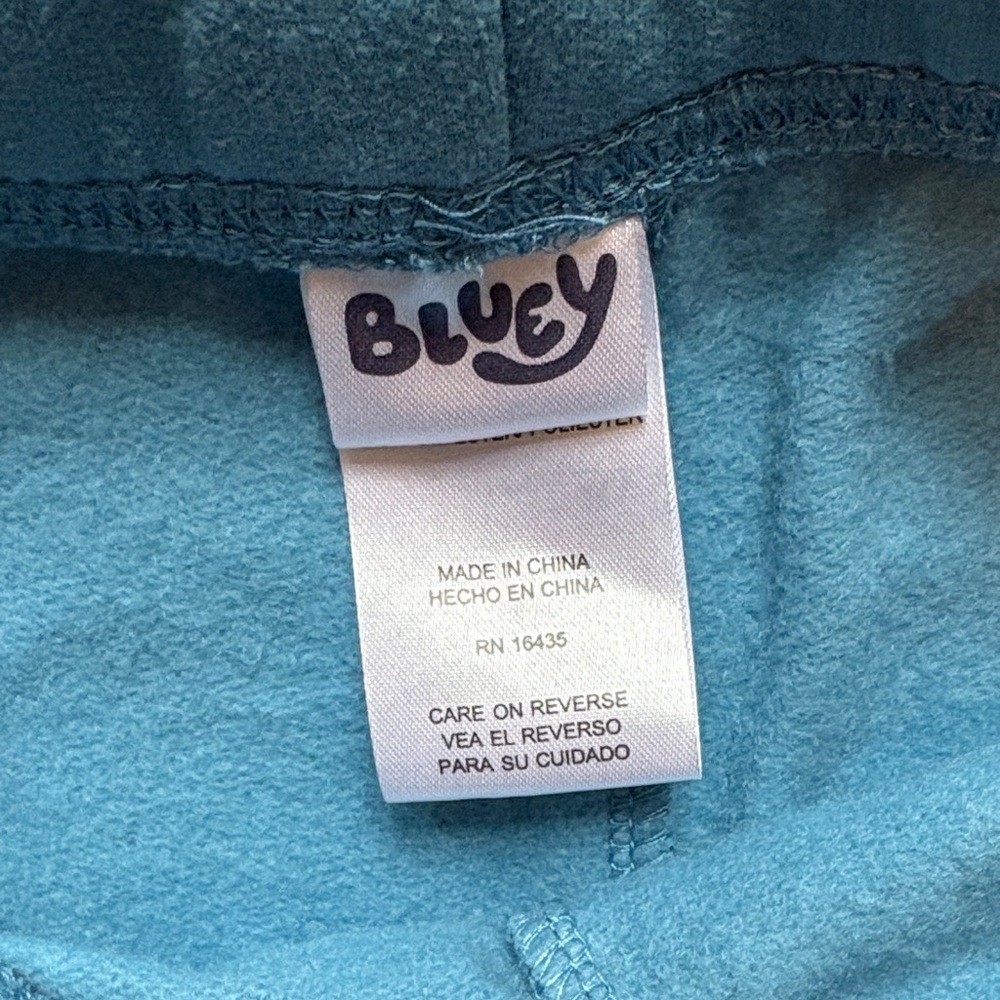 NWOT Bluey Sweatpants and  top Set  5t Boys - Picture 5 of 6